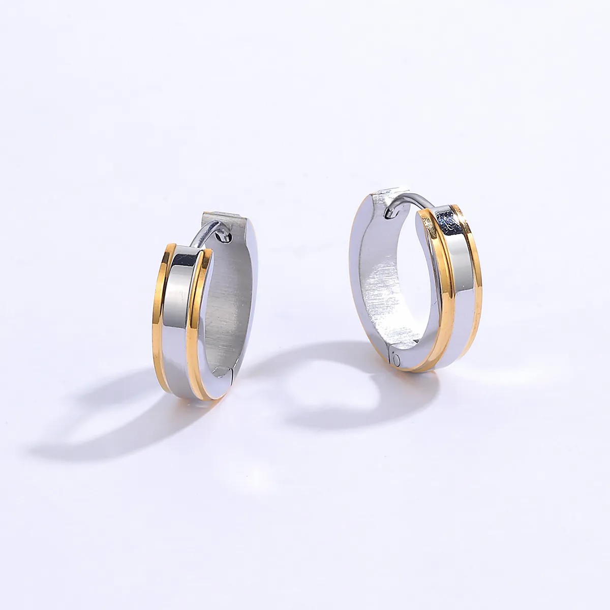 Simple Stainless Steel Electroplated 18K Gold Retro Earrings_colorza_1
