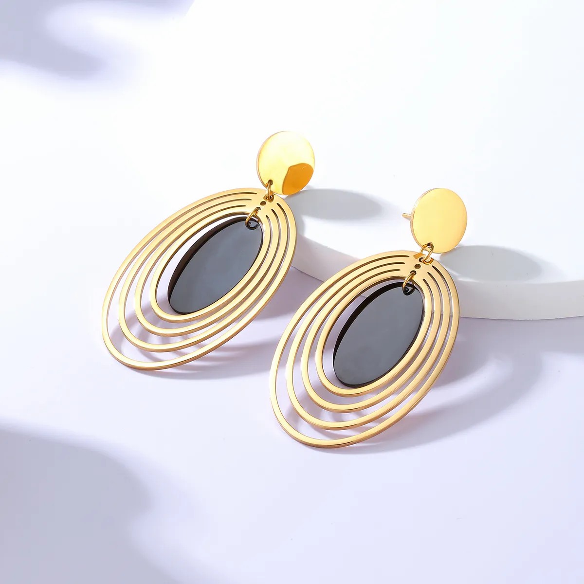 Fashion Multi-Layer Oval Electroplated 18K Gold Stainless Steel Earrings_colorza_1
