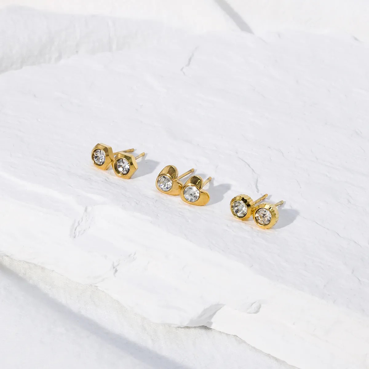 Simple Style Hexagon Heart Shape Spiral Stripe Steel Ear Studs Plating Zircon Stainless Steel Earrings_colorza_1