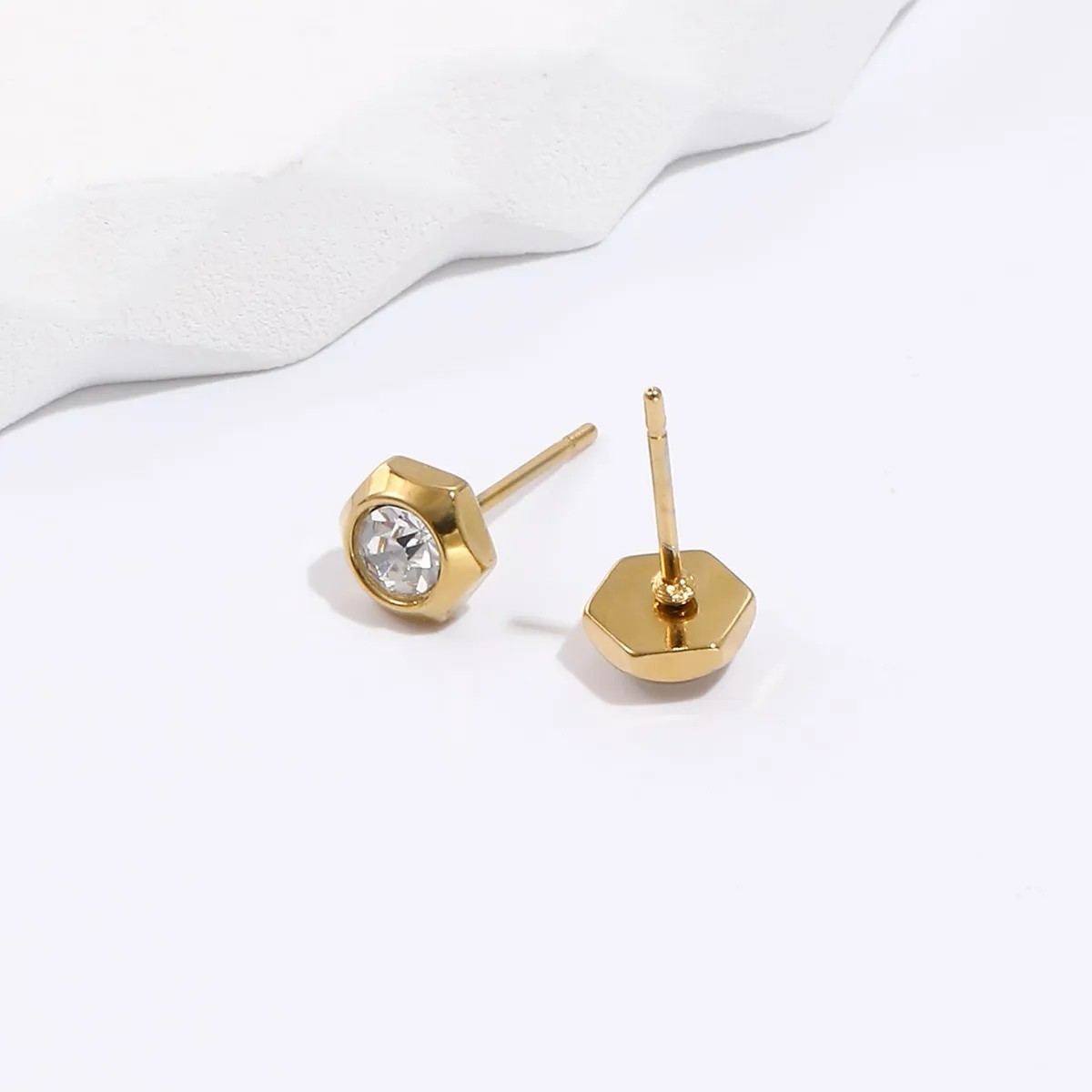 Simple Style Hexagon Heart Shape Spiral Stripe Steel Ear Studs Plating Zircon Stainless Steel Earrings_colorza_5