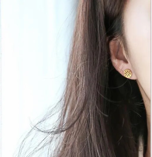 Chinoiserie Round Titanium Steel Ear Studs Plating Stainless Steel Earrings_colorza_1