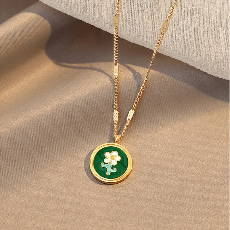 Elegant Vintage Style Lady Flower Titanium Steel Plating 18K Gold Plated Pendant Necklace_colorza_1