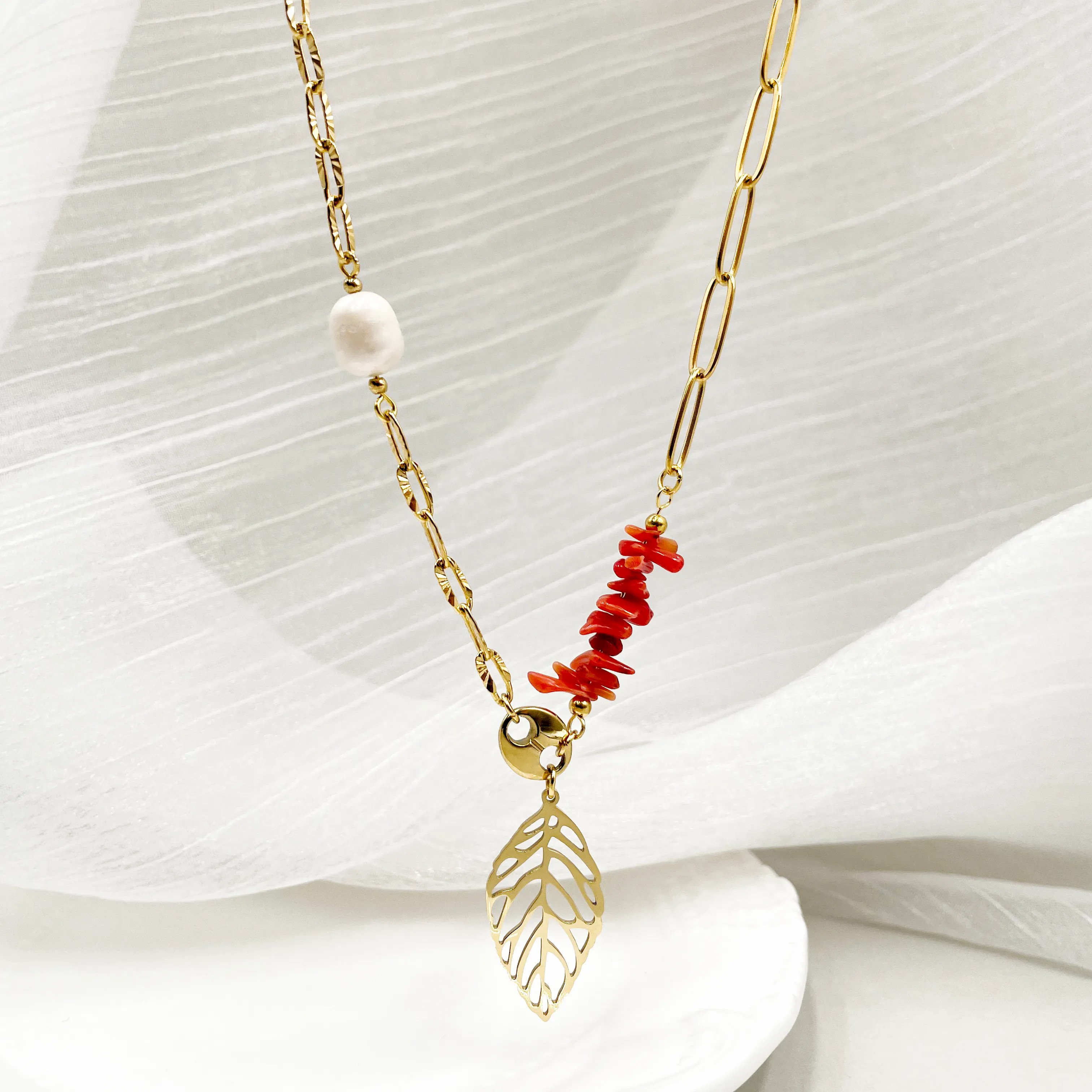 Casual Vacation Beach Leaves Stainless Steel Artificial Pearl Natural Stone Polishing Plating Hollow Out Gold Plated Pendant Necklace_colorza_1