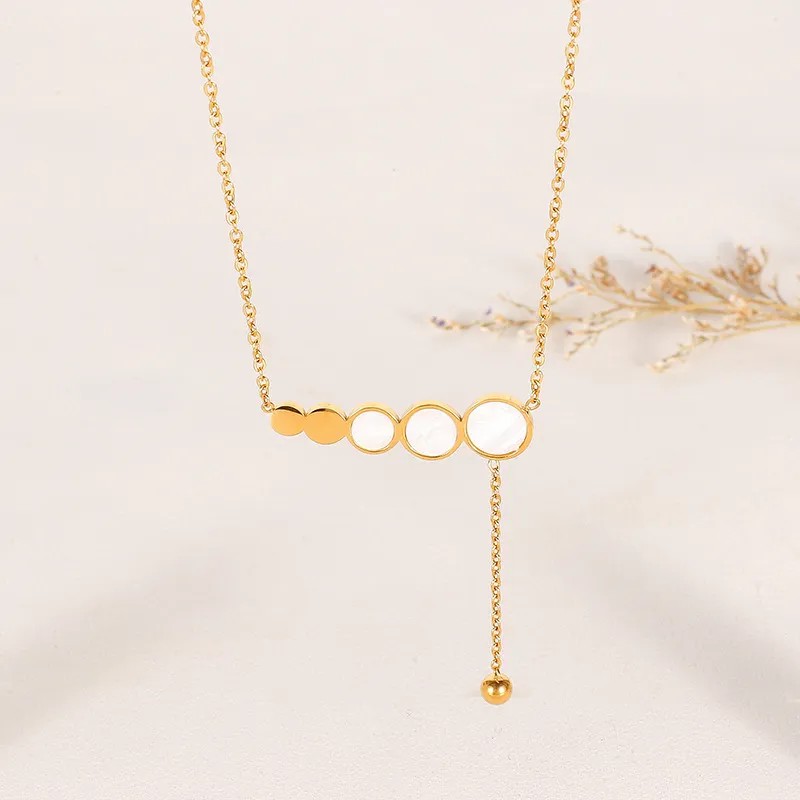 Glam Simple Style Round Tassel Titanium Steel Plating 18K Gold Plated Pendant Necklace_colorza_3