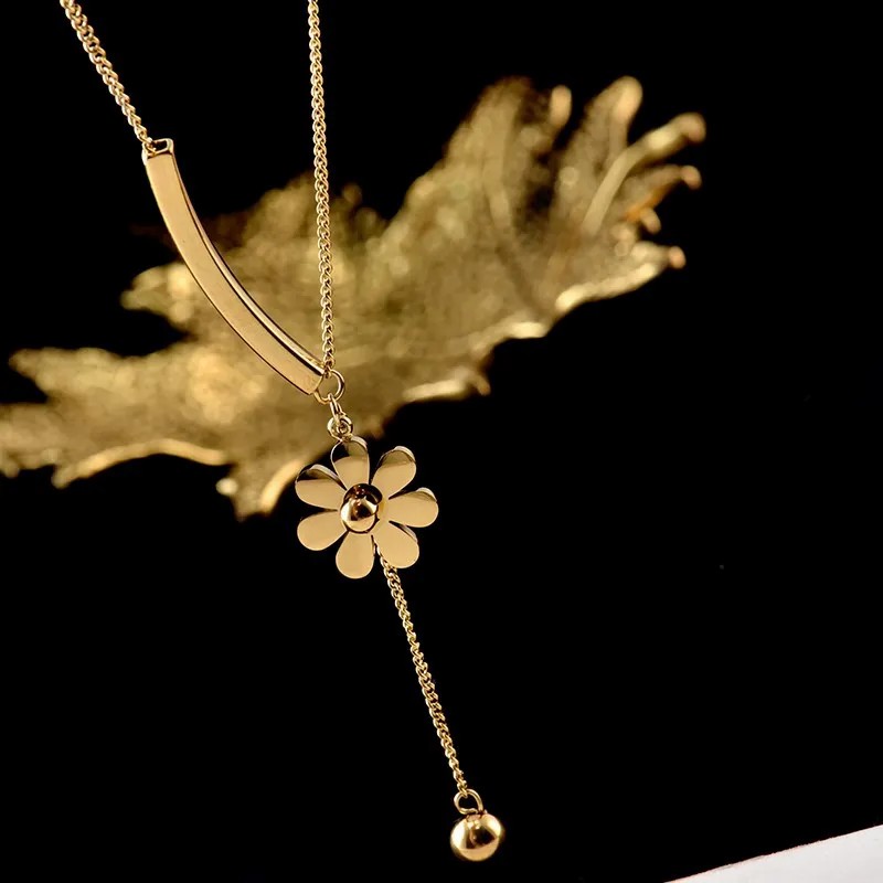 Elegant Simple Style Daisy Titanium Steel Plating 18K Gold Plated Pendant Necklace_colorza_3
