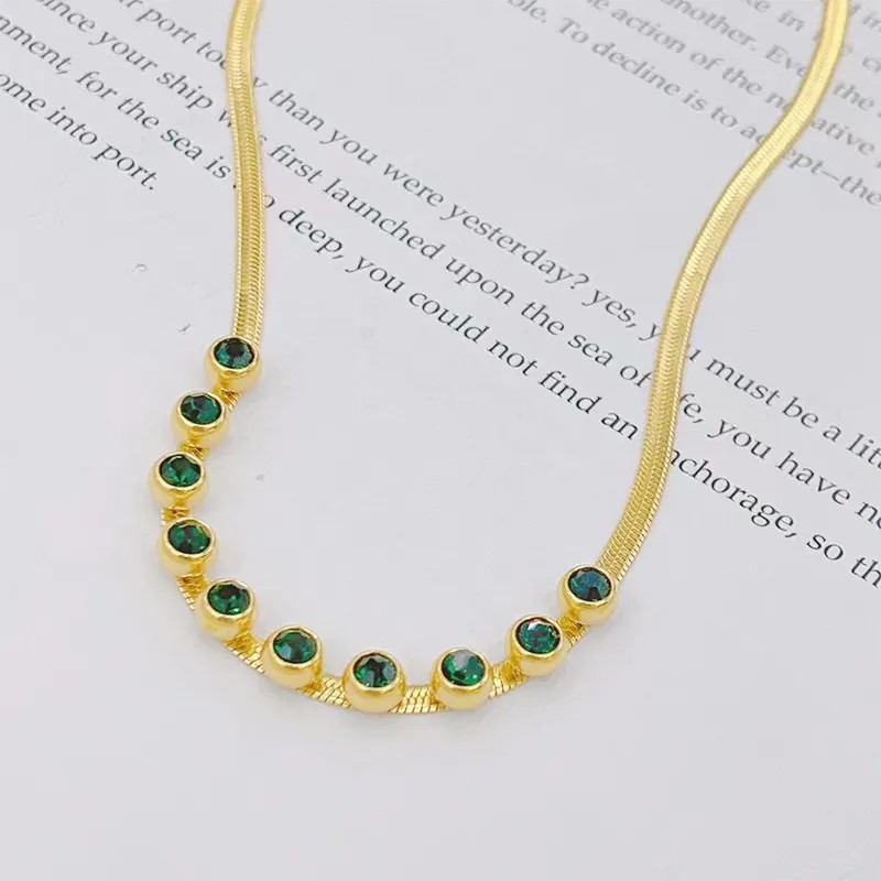 Elegant Retro Round Titanium Steel Plating Inlay Rhinestones 18K Gold Plated Necklace_colorza_2