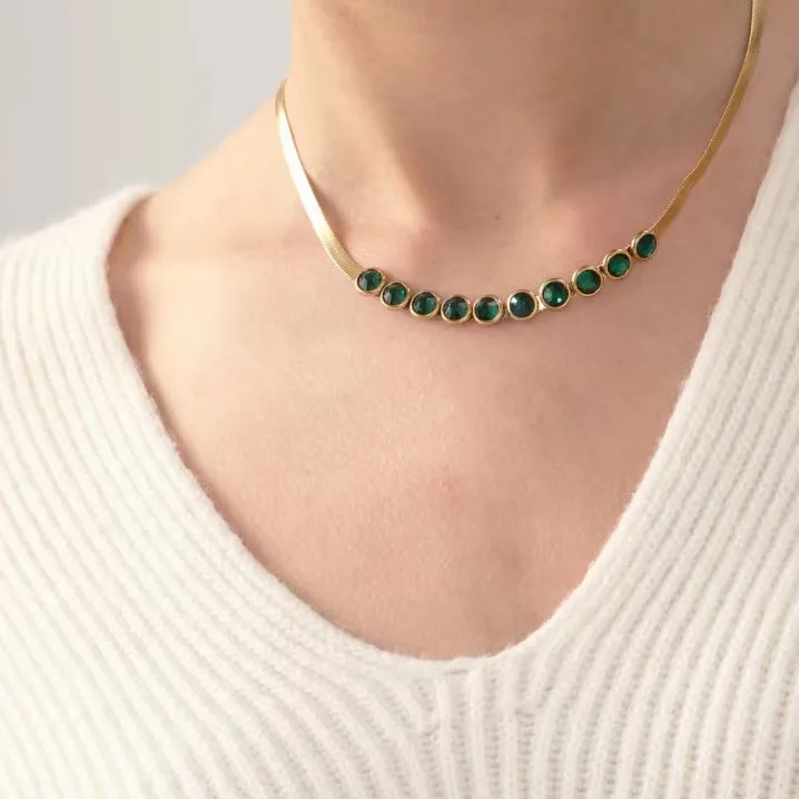 Elegant Retro Round Titanium Steel Plating Inlay Rhinestones 18K Gold Plated Necklace_colorza_5