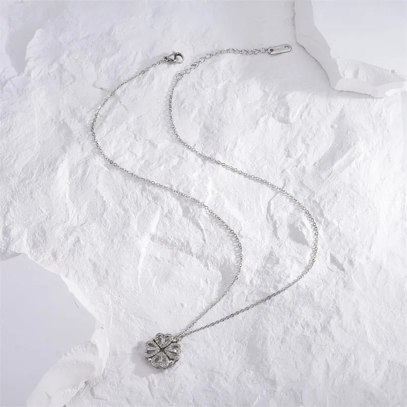 Elegant Luxurious Four Leaf Clover Heart Shape Titanium Steel Polishing Plating Inlay Rhinestones 18K Gold Plated Pendant Necklace_colorza_3