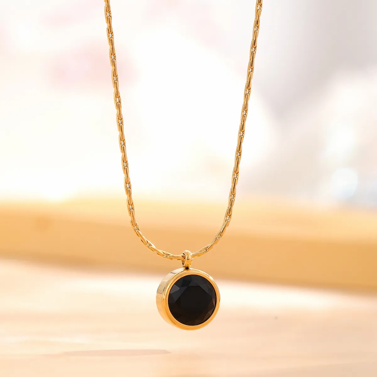 Elegant Retro Round Square Titanium Steel Plating Inlay Zircon Gold Plated Pendant Necklace_colorza_1