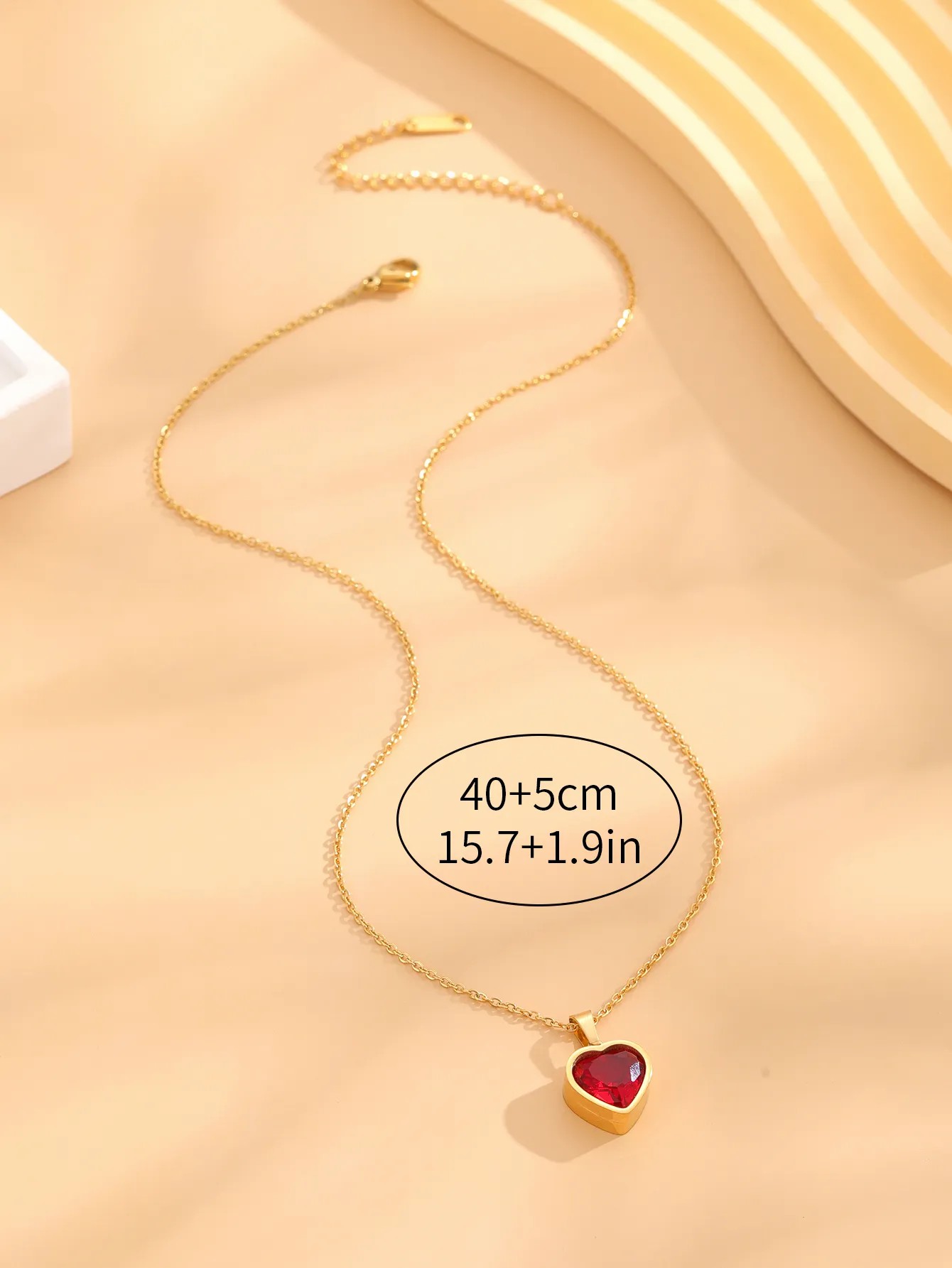 Elegant Retro Heart Shape Titanium Steel Plating Inlay Zircon Gold Plated Pendant Necklace_colorza_3