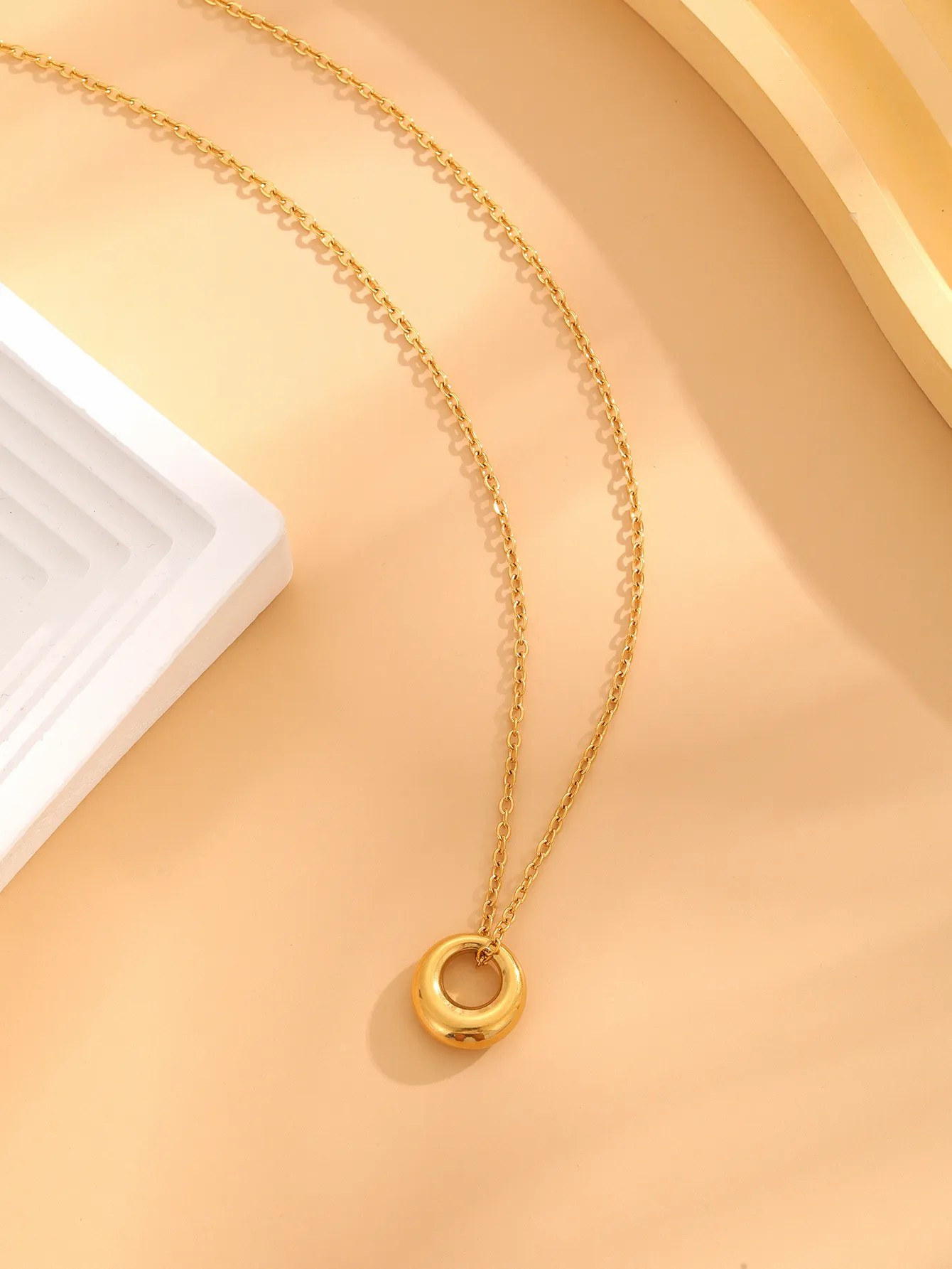 Retro Classic Style Geometric Titanium Steel Plating Gold Plated Pendant Necklace_colorza_1