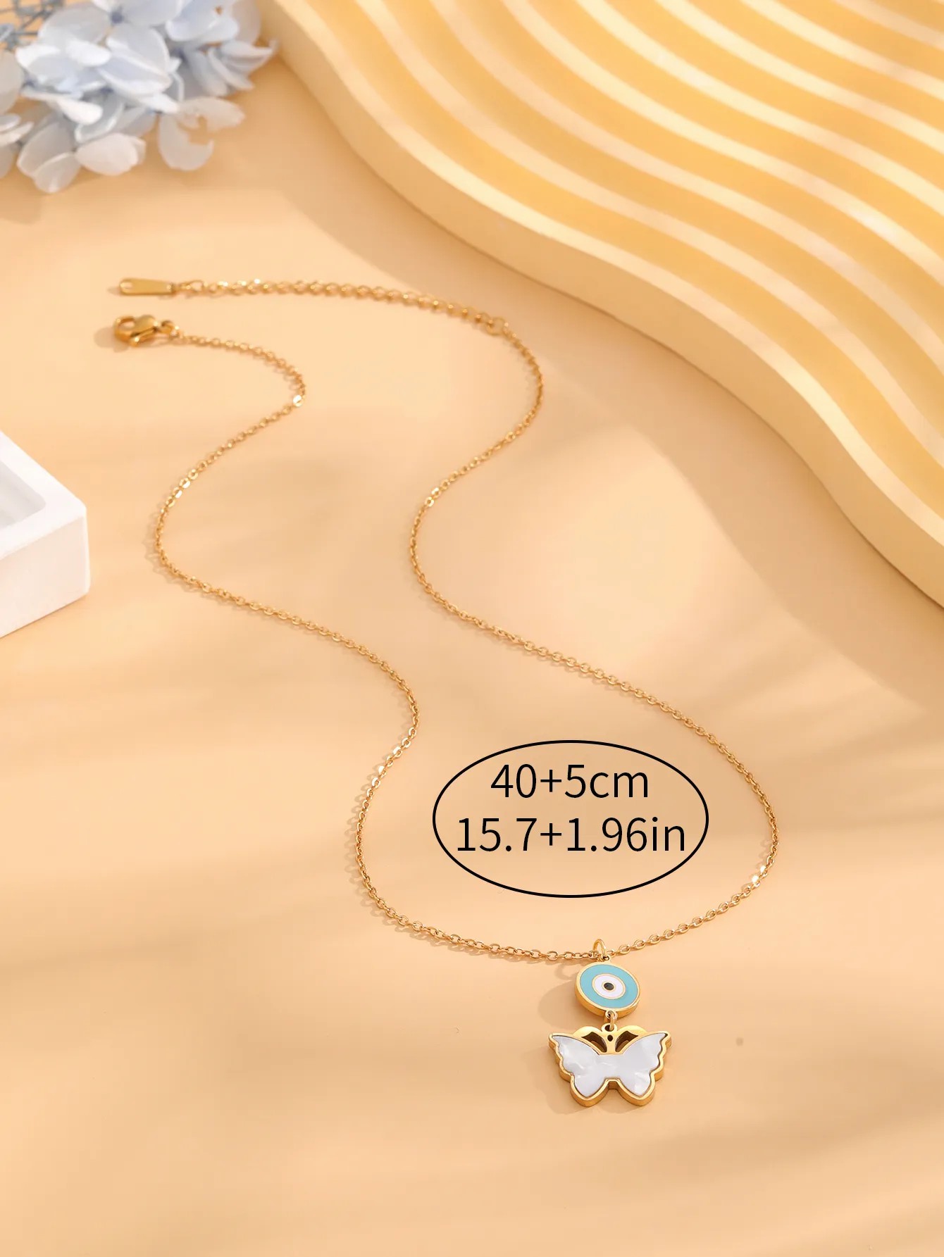 Retro Palm Eye Butterfly Titanium Steel Plating Inlay Shell Zircon Gold Plated Pendant Necklace_colorza_4