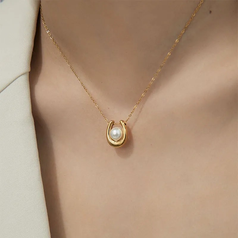 Vintage Style Pearl Titanium Steel Plating 18K Gold Plated Pendant Necklace_colorza_1