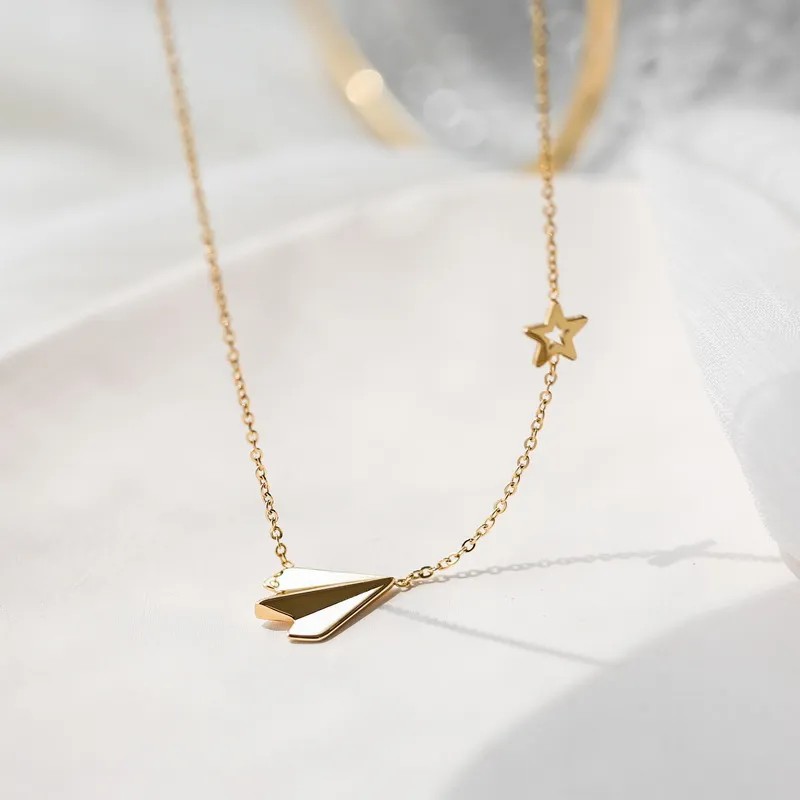 Simple Style Star Airplane Titanium Steel Plating 18K Gold Plated Necklace_colorza_3