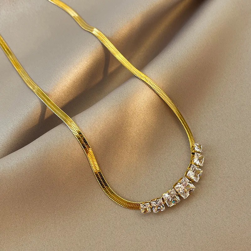 Nordic Style Solid Color Titanium Steel Plating 18K Gold Plated Necklace_colorza_1