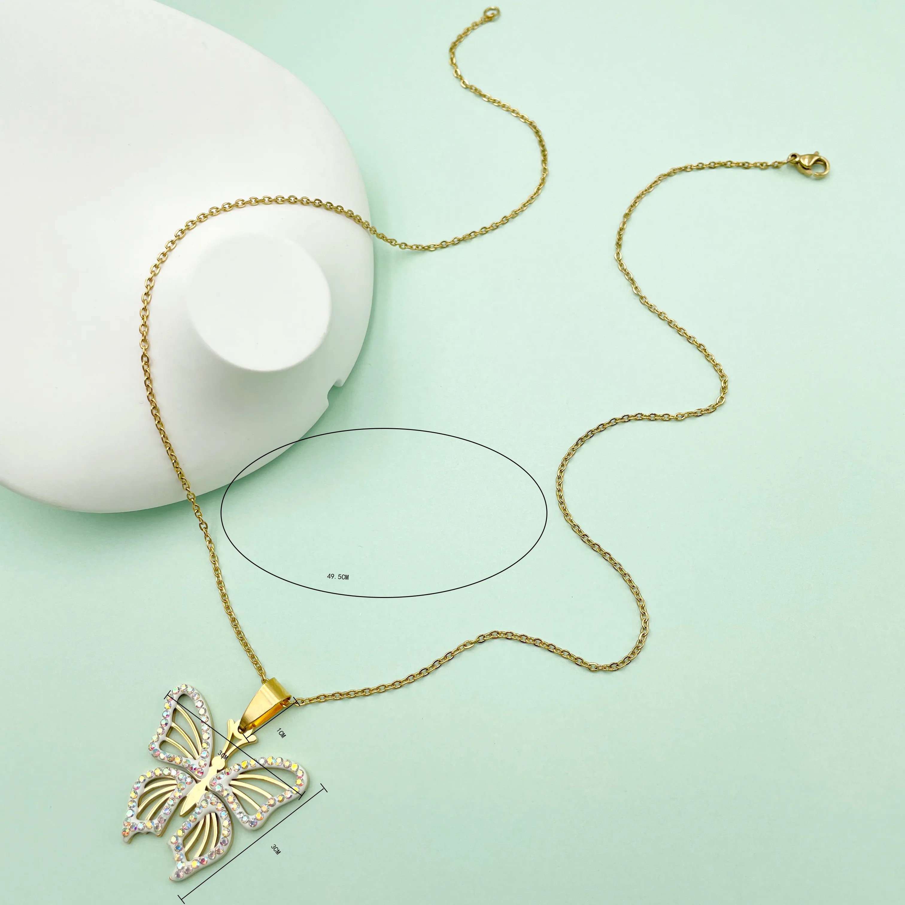Classical Vintage Style Romantic Butterfly Stainless Steel Plating Hollow Out Inlay Zircon Gold Plated Pendant Necklace_colorza_3