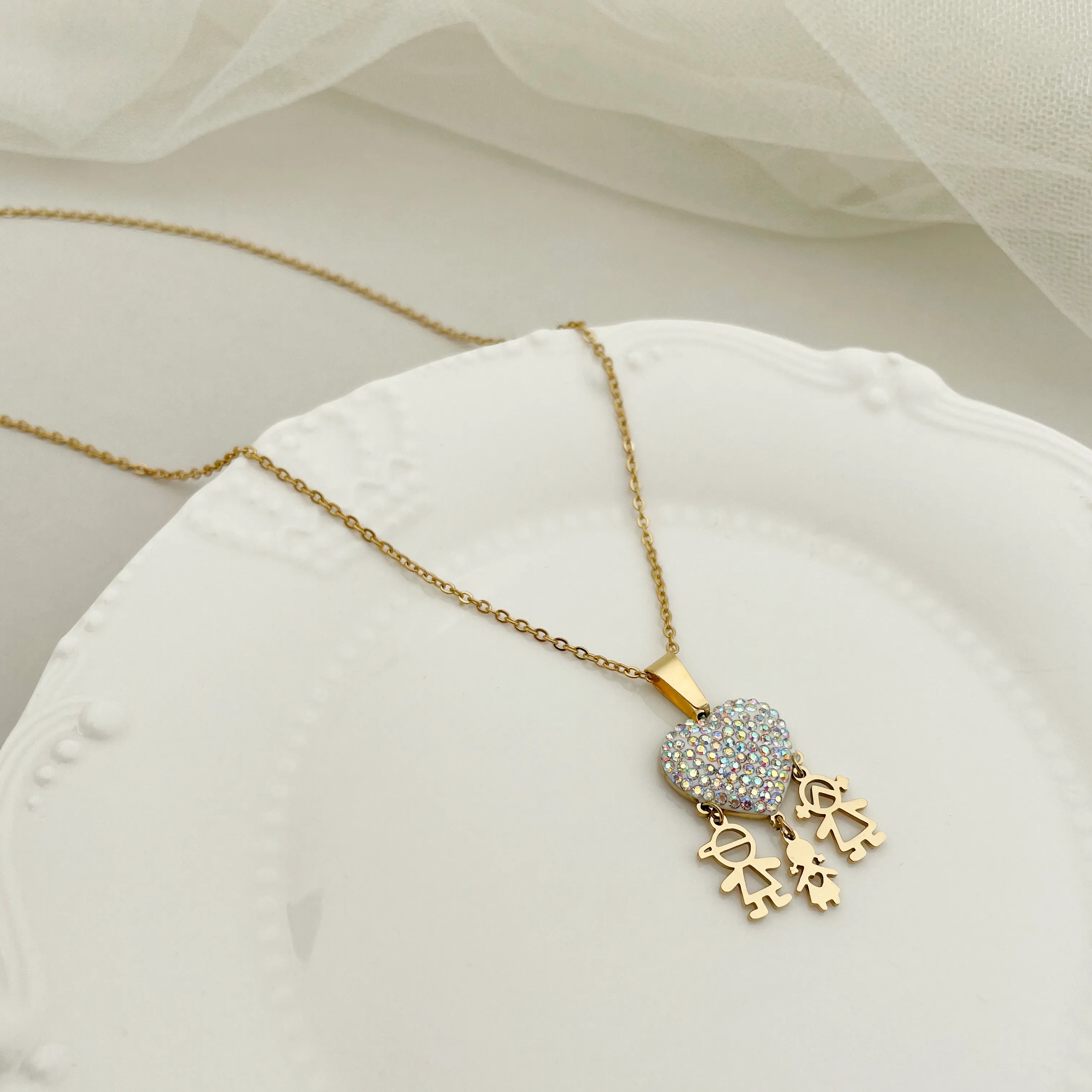 Sweet Shiny Human Heart Shape Stainless Steel Polishing Plating Inlay Zircon Gold Plated Pendant Necklace_colorza_2