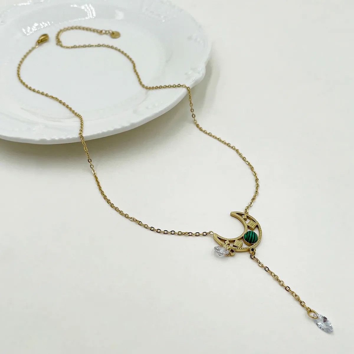 Casual Elegant Sweet Moon Stainless Steel Plating Hollow Out Inlay Turquoise Zircon Gold Plated Necklace_colorza_1