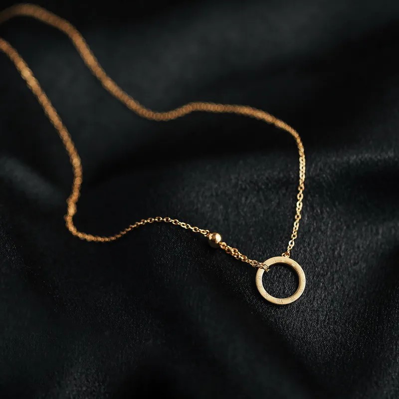 Simple Style Solid Color Titanium Steel Plating 18K Gold Plated Pendant Necklace_colorza_3
