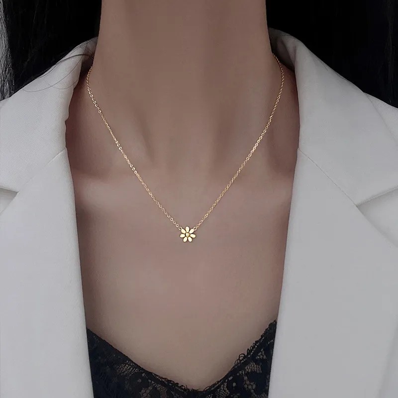 Sweet Simple Style Daisy Titanium Steel Plating 18K Gold Plated Pendant Necklace_colorza_3