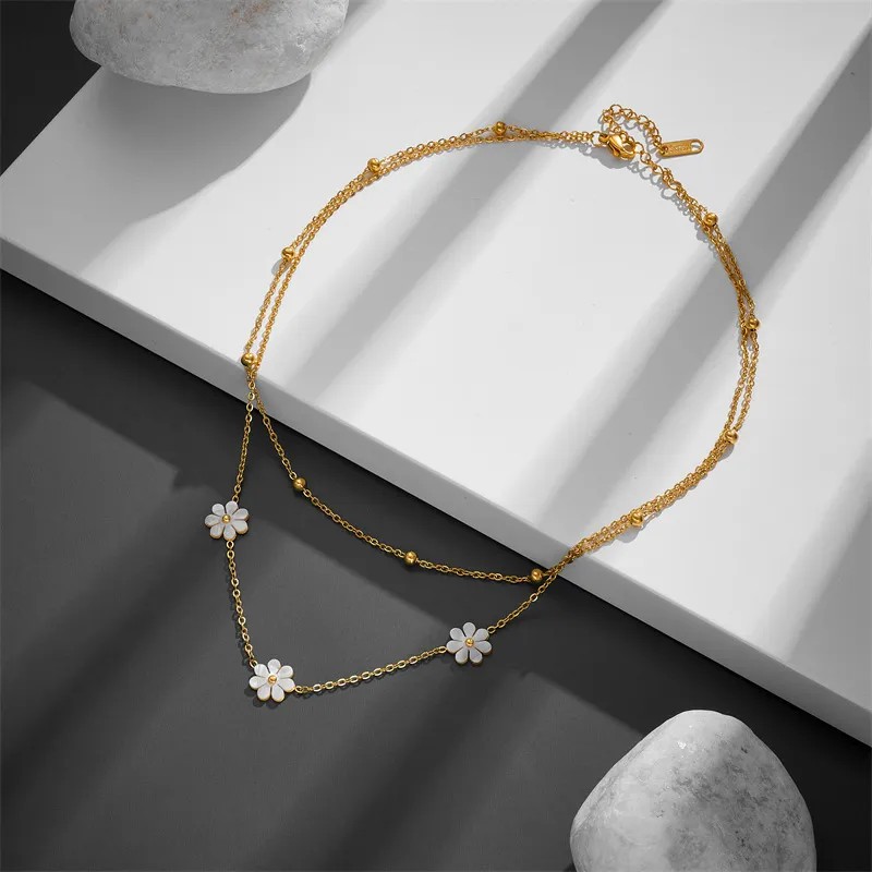 Hip-Hop Vintage Style Butterfly Daisy Titanium Steel Layered Plating 18K Gold Plated Pendant Necklace_colorza_2
