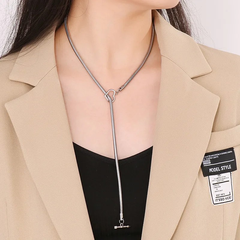 Retro Cool Style Heart Shape Stainless Steel Titanium Steel Plating 18K Gold Plated Pendant Necklace_colorza_10
