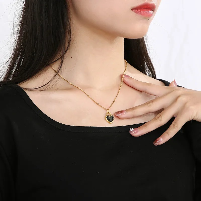 Modern Style Heart Shape Stainless Steel Titanium Steel Plating 18K Gold Plated Pendant Necklace_colorza_3