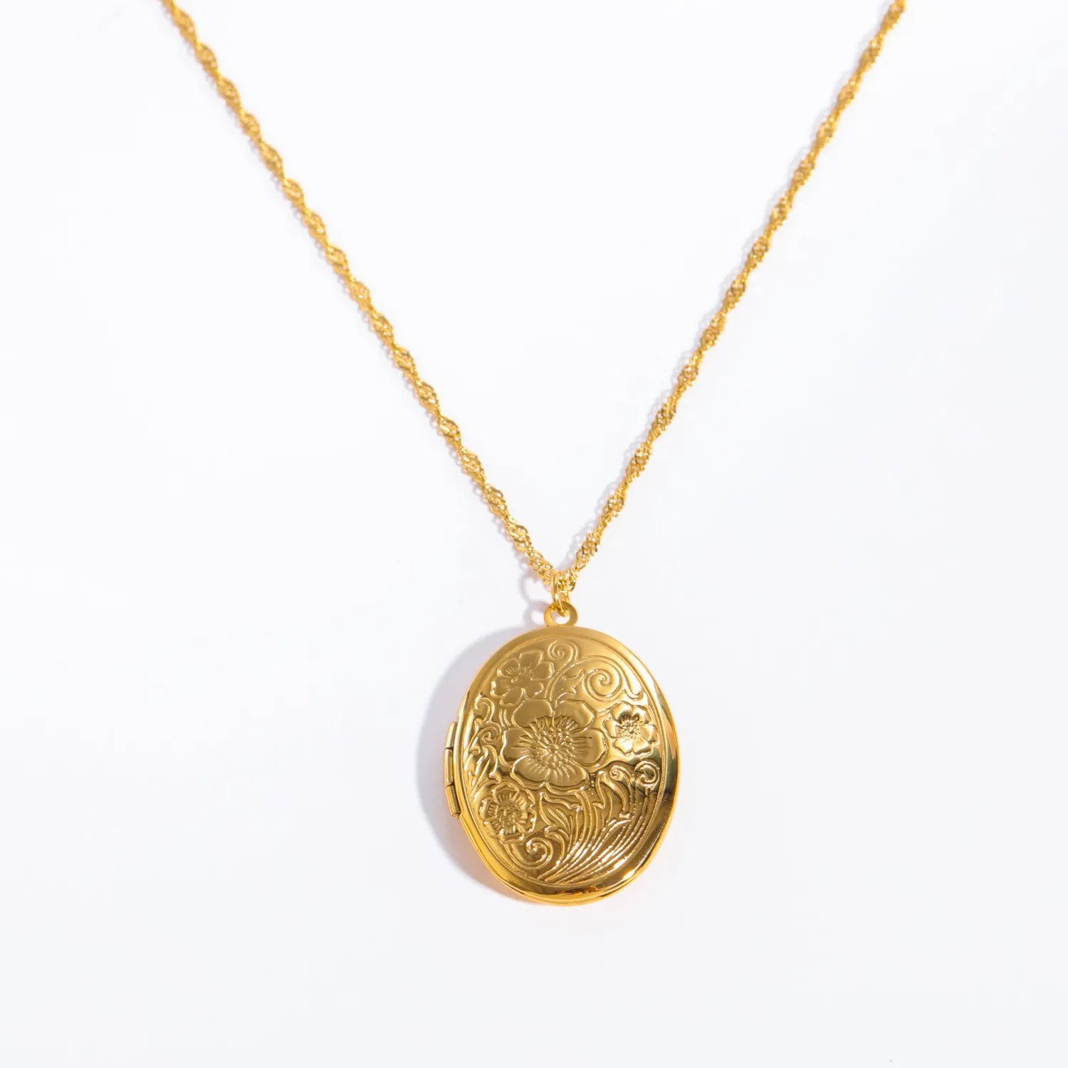 Vintage Style Commute Flower Stainless Steel Plating Carving 18K Gold Plated Pendant Necklace_colorza_3