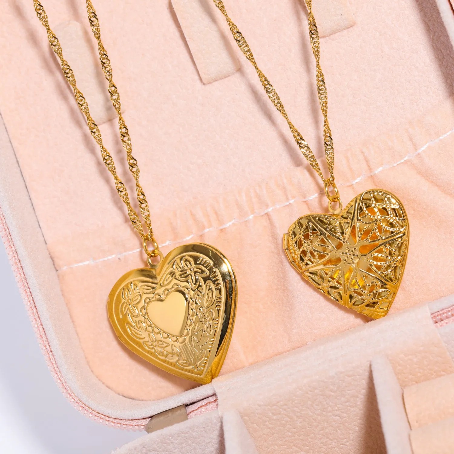 Casual Vintage Style Classic Style Heart Shape Stainless Steel Plating Hollow Out 18K Gold Plated Pendant Necklace_colorza_3