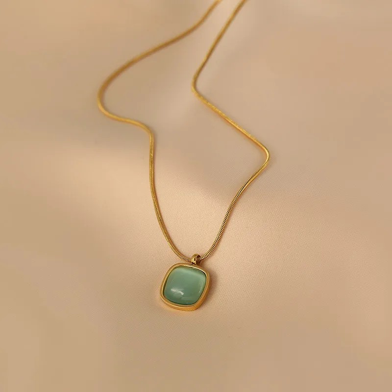 Simple Style Square Titanium Steel Plating Inlay Opal 18K Gold Plated Pendant Necklace_colorza_1