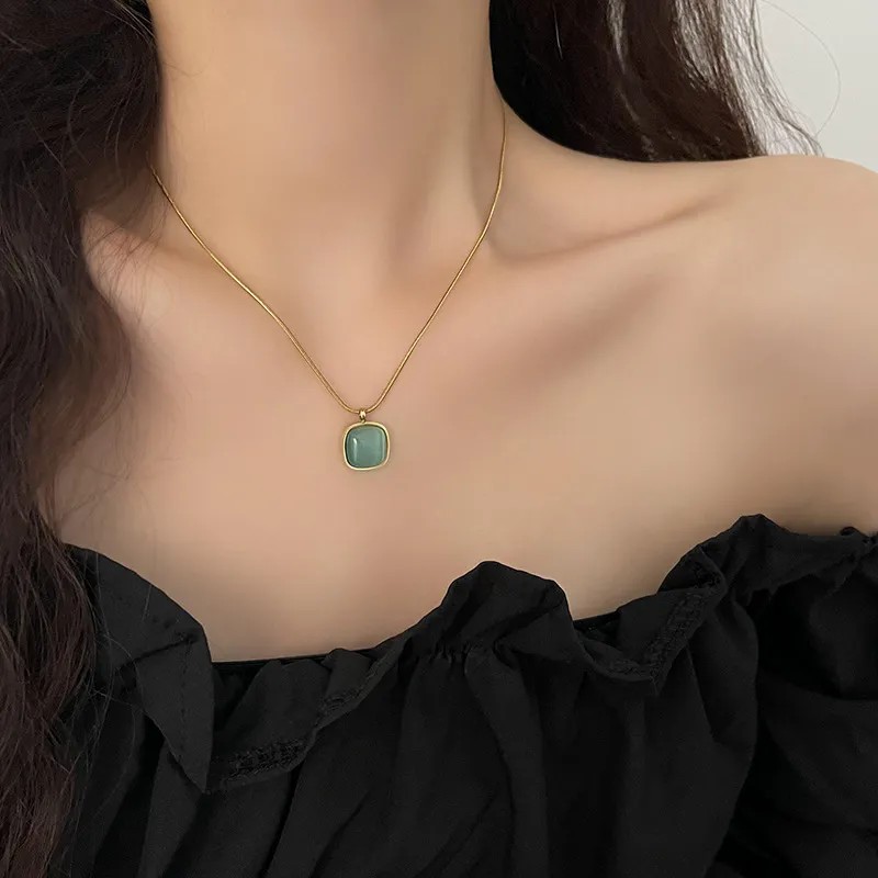 Simple Style Square Titanium Steel Plating Inlay Opal 18K Gold Plated Pendant Necklace_colorza_2