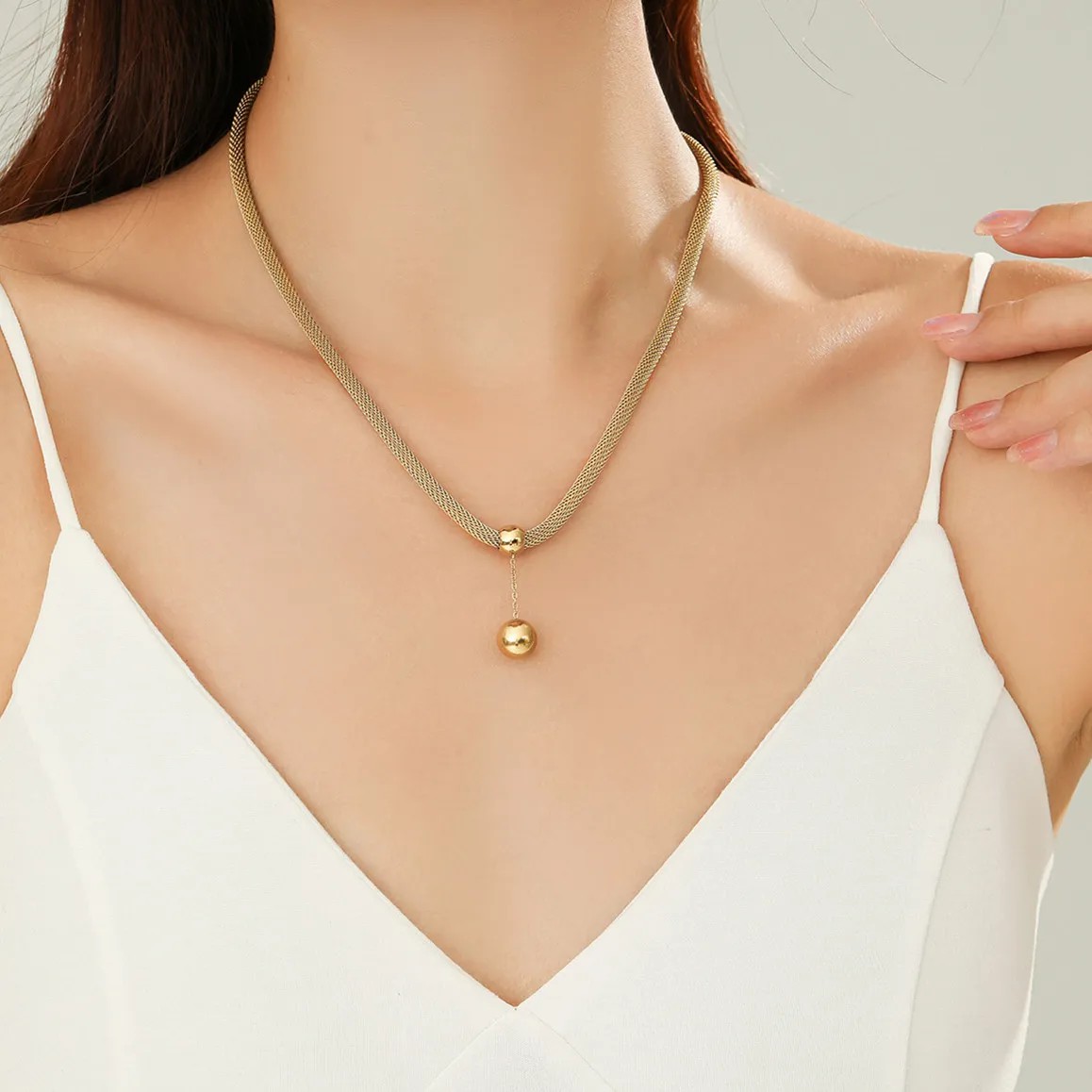 Streetwear Ball Titanium Steel Copper Plating 18K Gold Plated Pendant Necklace_colorza_1