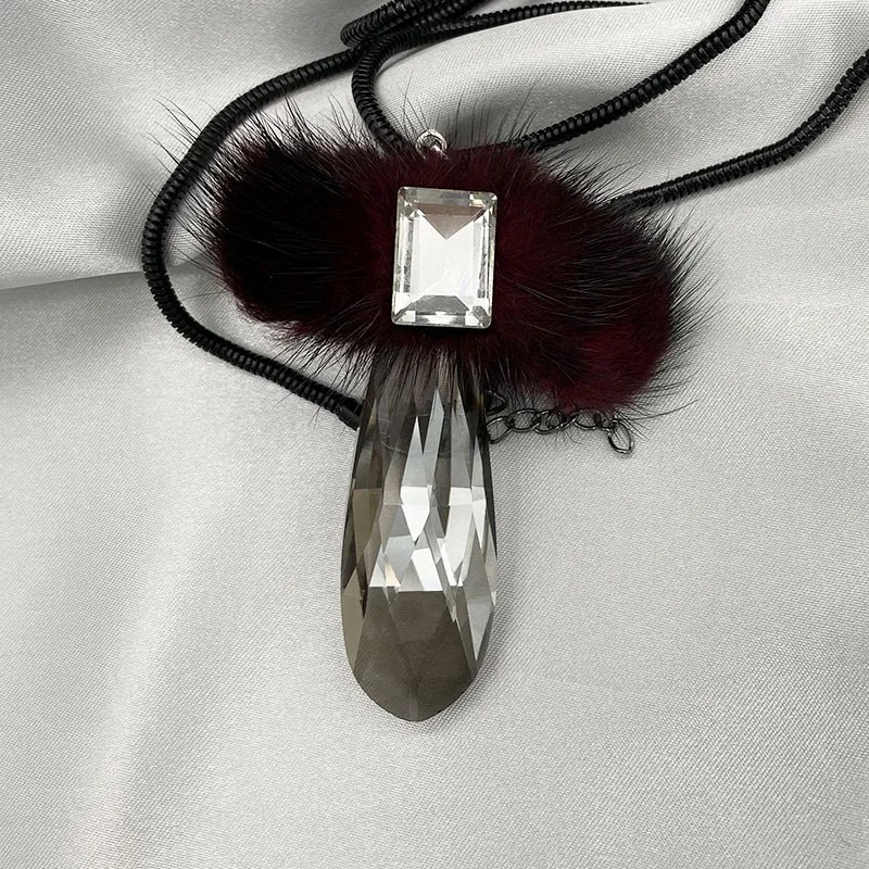 Classical Lady Geometric Stainless Steel Artificial Crystal Alloy Pendant Necklace_colorza_4