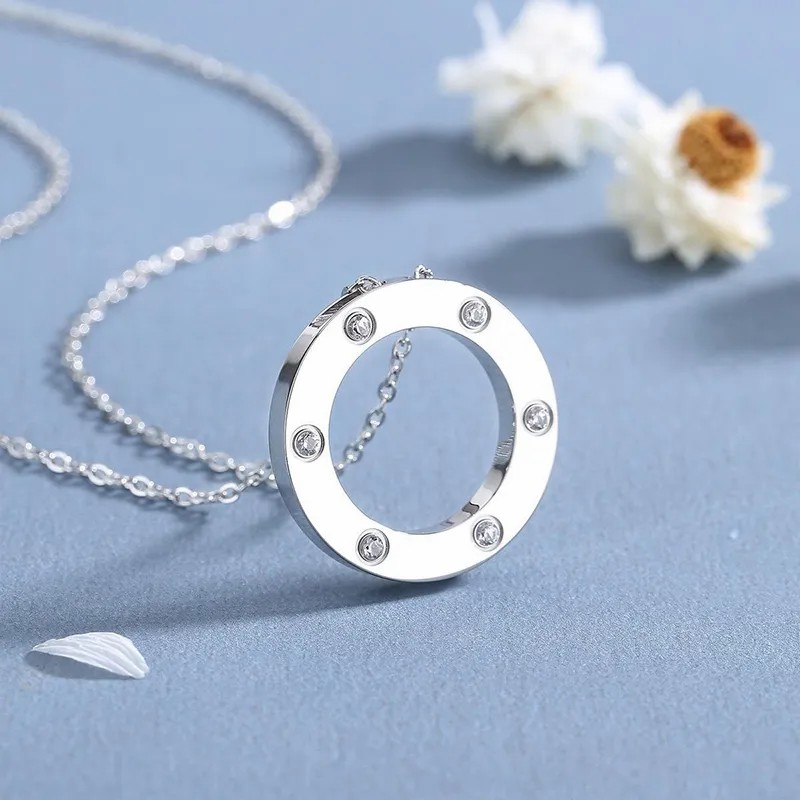Casual Classic Style Artistic Circle Titanium Steel Polishing Plating Inlay Rhinestones 18K Gold Plated Pendant Necklace_colorza_2