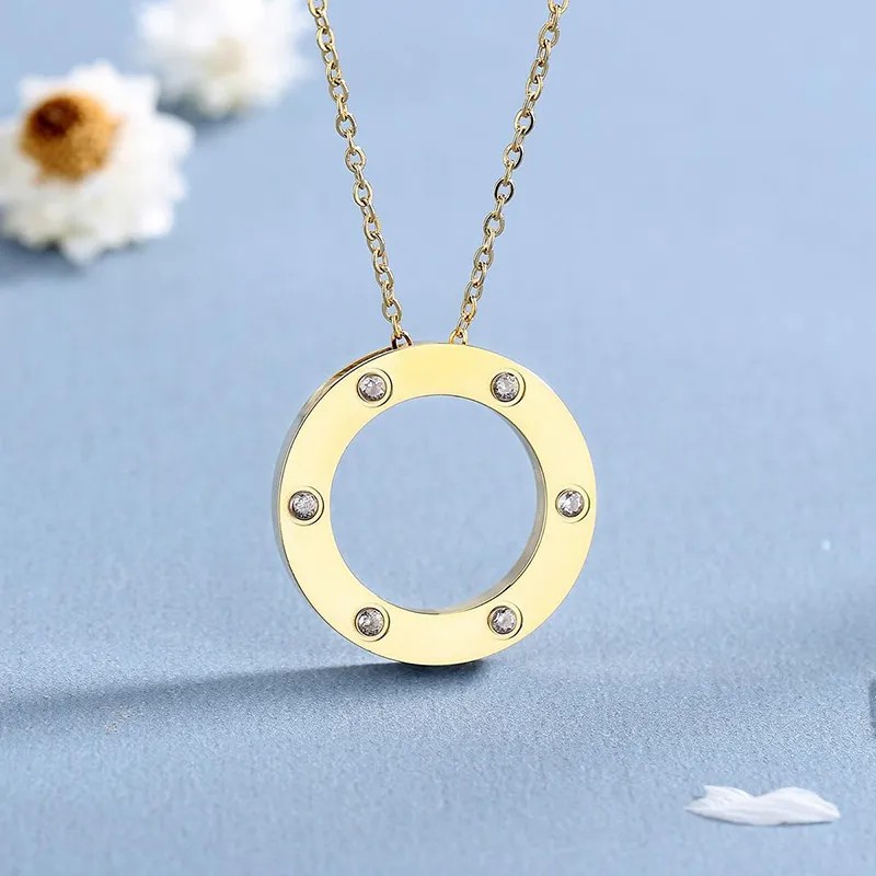 Casual Classic Style Artistic Circle Titanium Steel Polishing Plating Inlay Rhinestones 18K Gold Plated Pendant Necklace_colorza_3