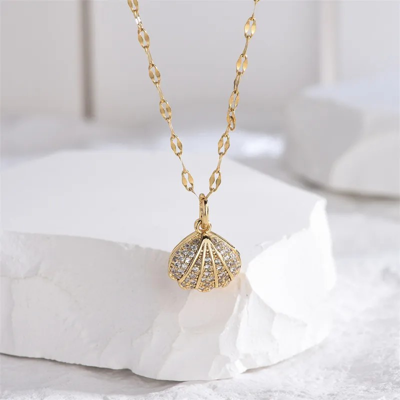 Casual Classic Style Artistic Shell Titanium Steel Plating Inlay Artificial Pearls 18K Gold Plated Necklace_colorza_1