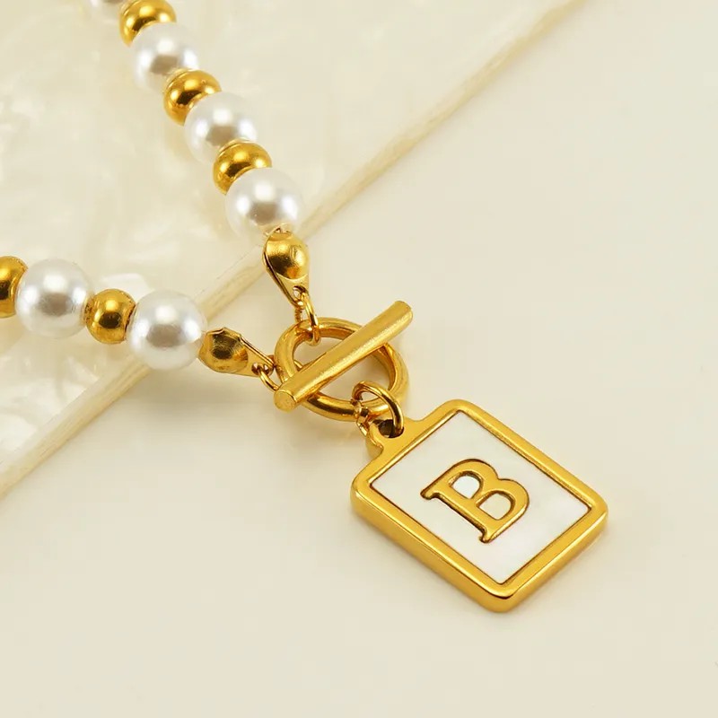 Elegant French Style Letter Stainless Steel Pearl Plating Inlay Shell 18K Gold Plated Pendant Necklace_colorza_2