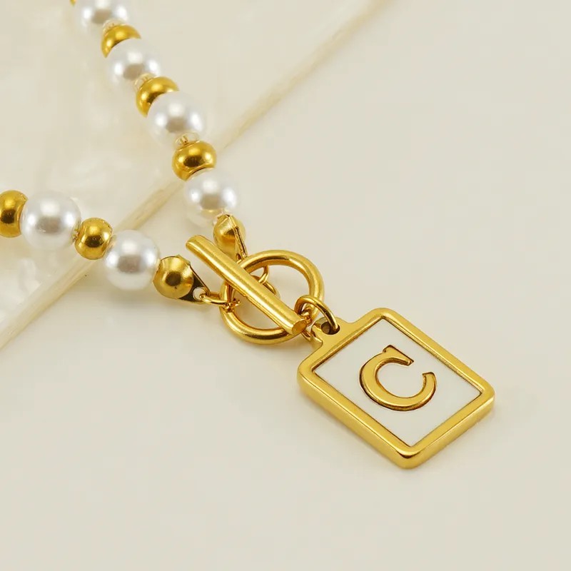 Elegant French Style Letter Stainless Steel Pearl Plating Inlay Shell 18K Gold Plated Pendant Necklace_colorza_3