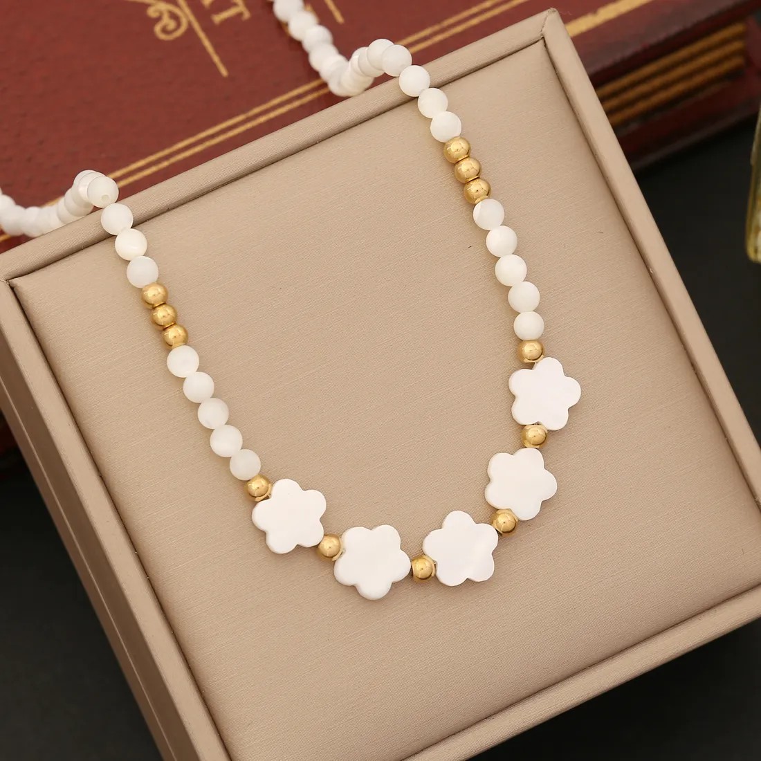 Vacation Star Heart Shape Flower Stainless Steel Shell Beaded Choker_colorza_6