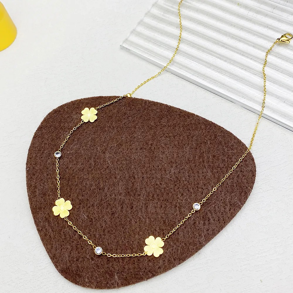 IG Style Simple Style Four Leaf Clover Stainless Steel Plating Inlay Zircon 18K Gold Plated Necklace_colorza_6