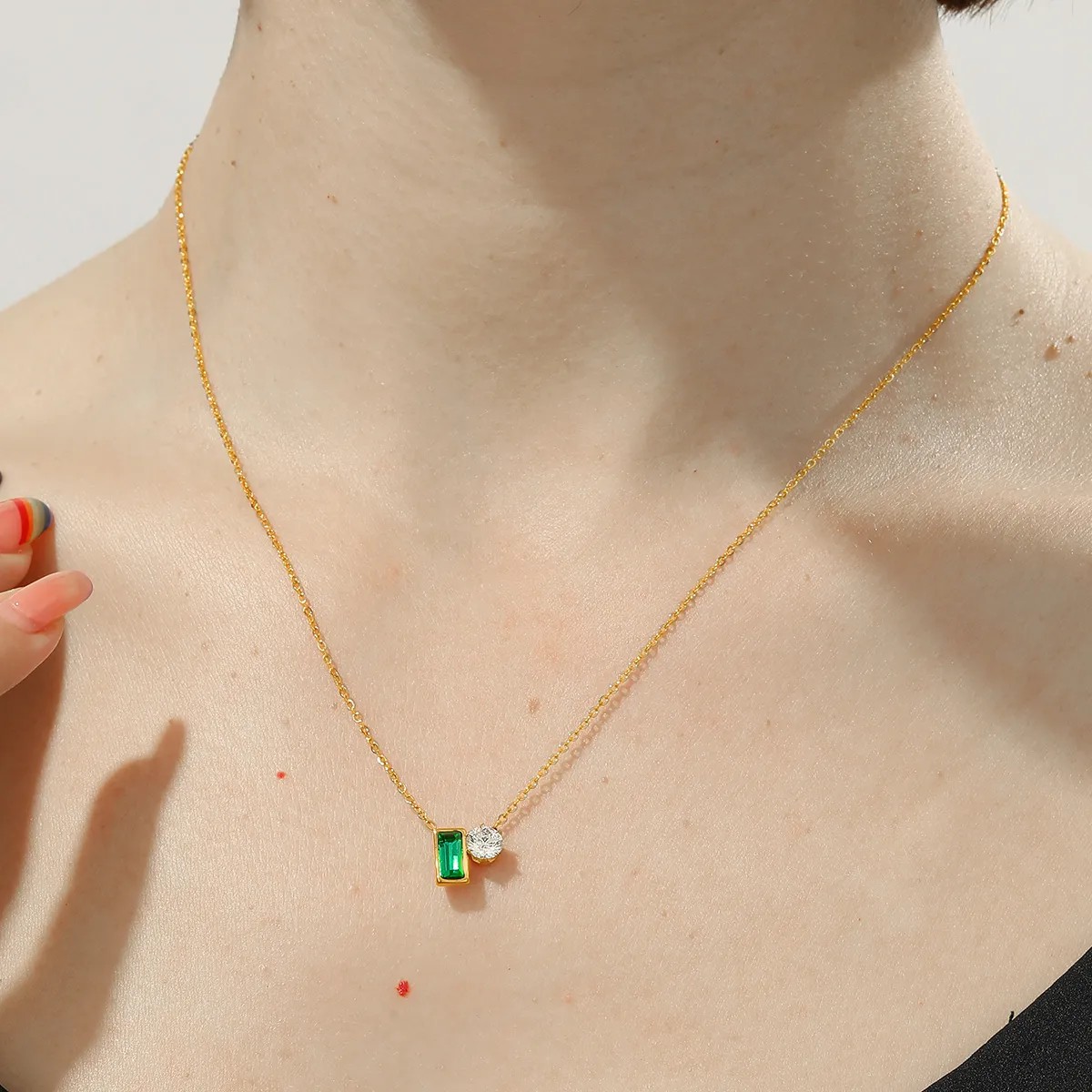 IG Style Simple Style Letter Square Stainless Steel Plating Inlay Zircon 18K Gold Plated Necklace_colorza_3