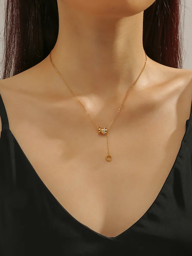Casual Modern Style Round Titanium Steel Polishing Plating Inlay Rhinestones 18K Gold Plated Necklace_colorza_1
