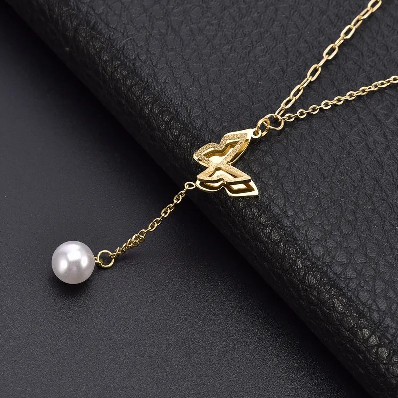 Simple Style Butterfly Titanium Steel Plating 18K Gold Plated Pendant Necklace_colorza_1