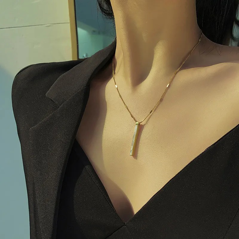 Vintage Style Simple Style Rectangle Titanium Steel Plating Inlay Shell 18K Gold Plated Pendant Necklace_colorza_2