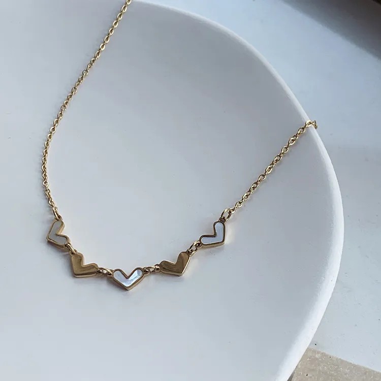 Vintage Style Sweet Heart Shape Titanium Steel Plating Inlay Shell 18K Gold Plated Necklace_colorza_1