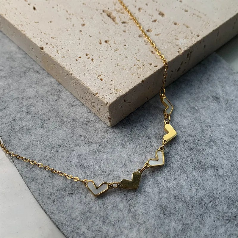 Vintage Style Sweet Heart Shape Titanium Steel Plating Inlay Shell 18K Gold Plated Necklace_colorza_4