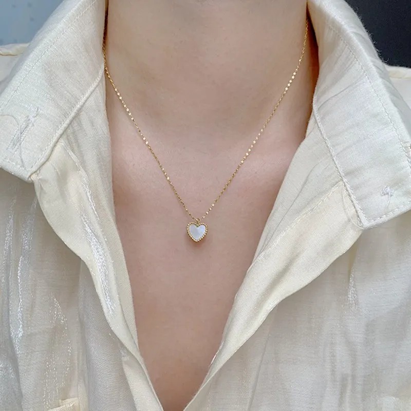 Vintage Style Sweet Heart Shape Titanium Steel Plating Inlay Shell 18K Gold Plated Pendant Necklace_colorza_2