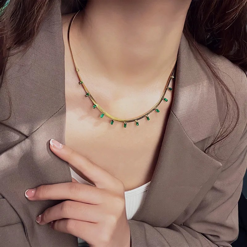 Vintage Style Simple Style Rectangle Titanium Steel Plating Inlay Zircon 18K Gold Plated Necklace_colorza_1