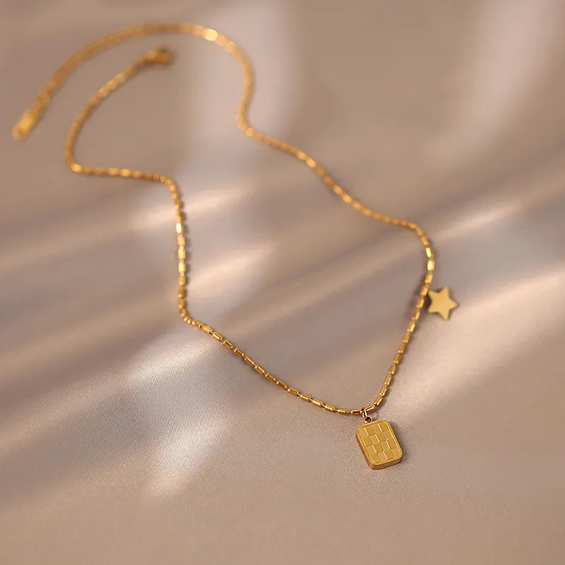 IG Style Simple Style Star Lattice Titanium Steel Plating 18K Gold Plated Pendant Necklace_colorza_3