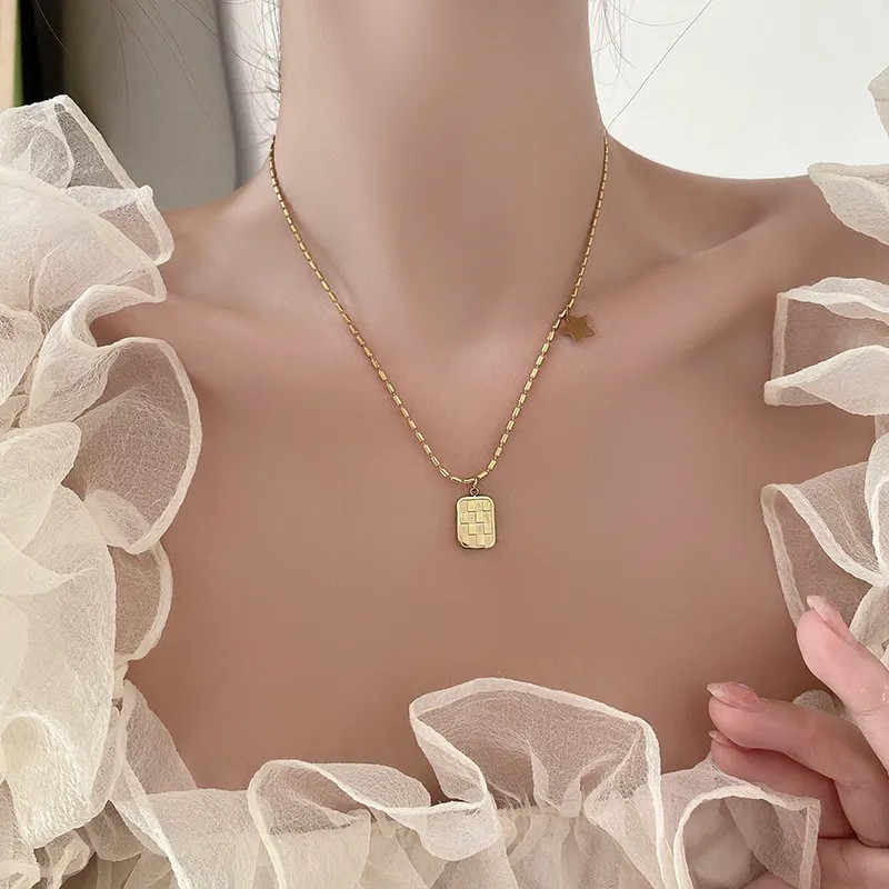 IG Style Simple Style Star Lattice Titanium Steel Plating 18K Gold Plated Pendant Necklace_colorza_4